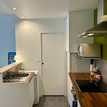 Cosy Montmartre Apartment Paris